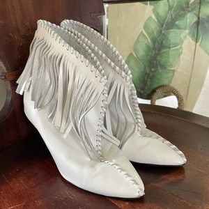 Vintage Wild Pair leather kitten heel boots with fringe